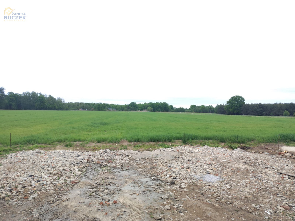 Działka budowlana 1 000 m², Janów