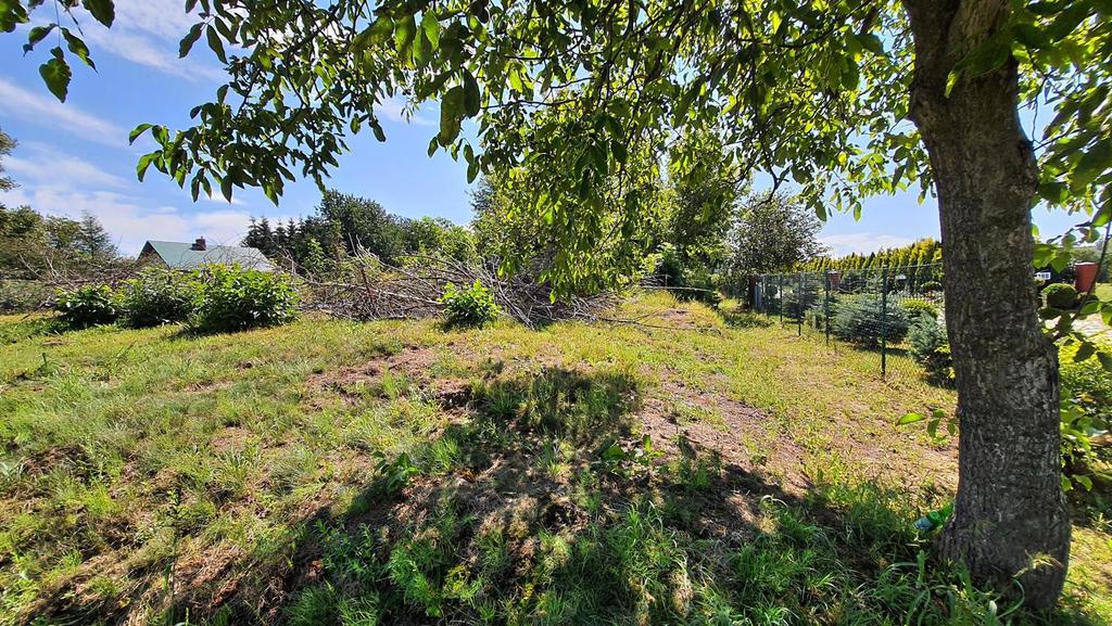 Działka budowlana 6 200 m², Sadurki
