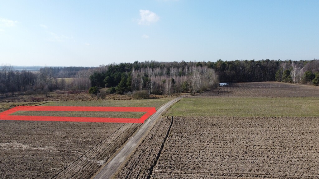 Działka budowlana 2 600 m², Żminne