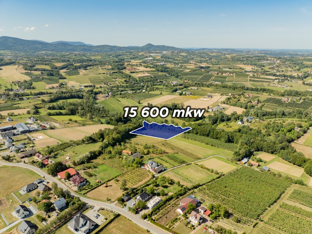 Działka budowlana 1,56 ha, Sadek