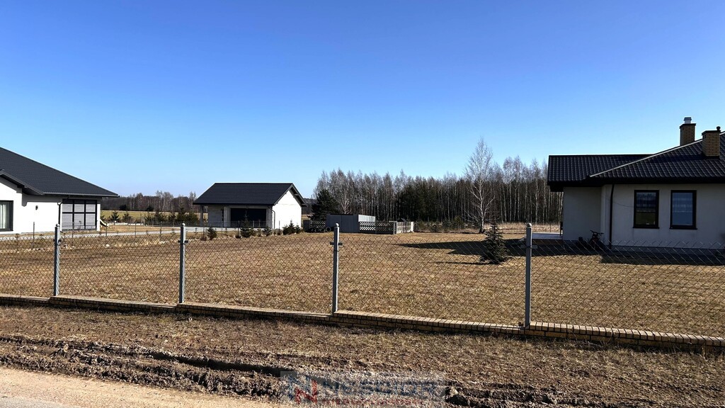 Działka budowlana 1400 m² – Wola Suchożebrska