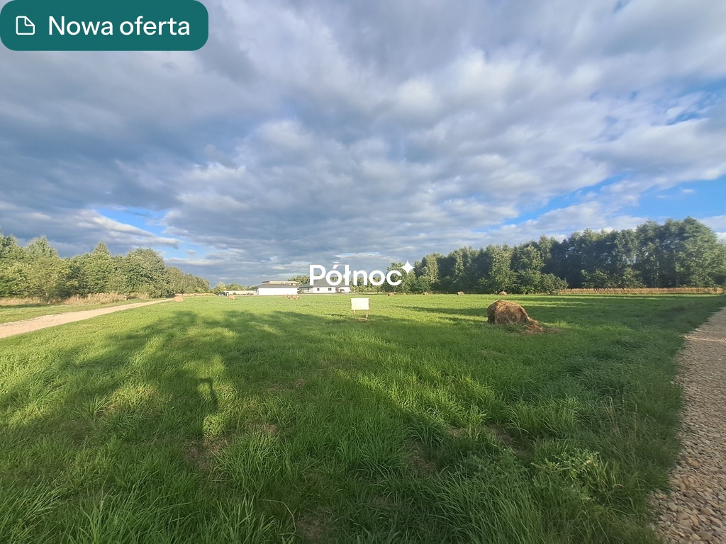 Działka budowlana 4 552 m², Radomsko
