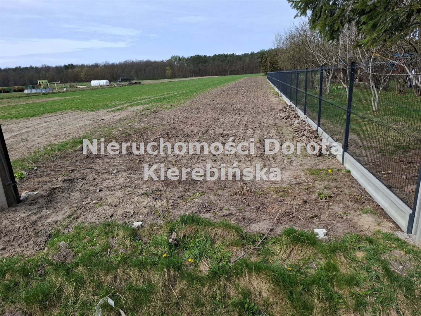 Działki budowlane- Małecz, gm. Lubochnia