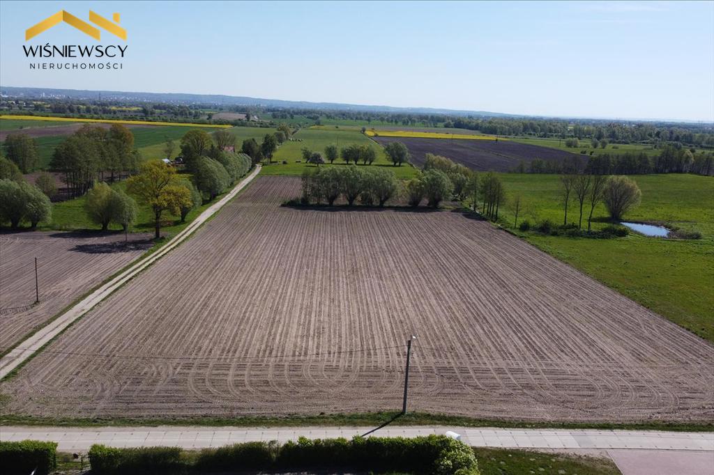Działka 1246 m² w Wikrowie pod dom lub usługi