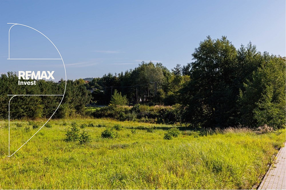 Działka 2676 m² z mediami – Roczyny