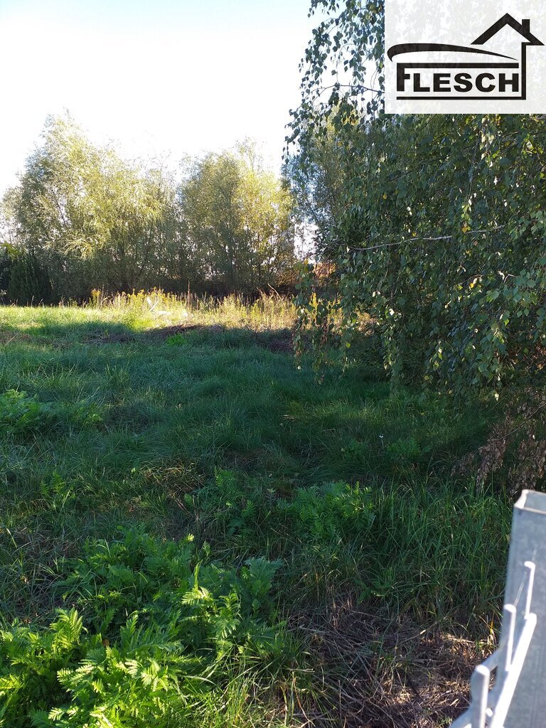 Działka inwestycyjna 1 010 m², Święcice