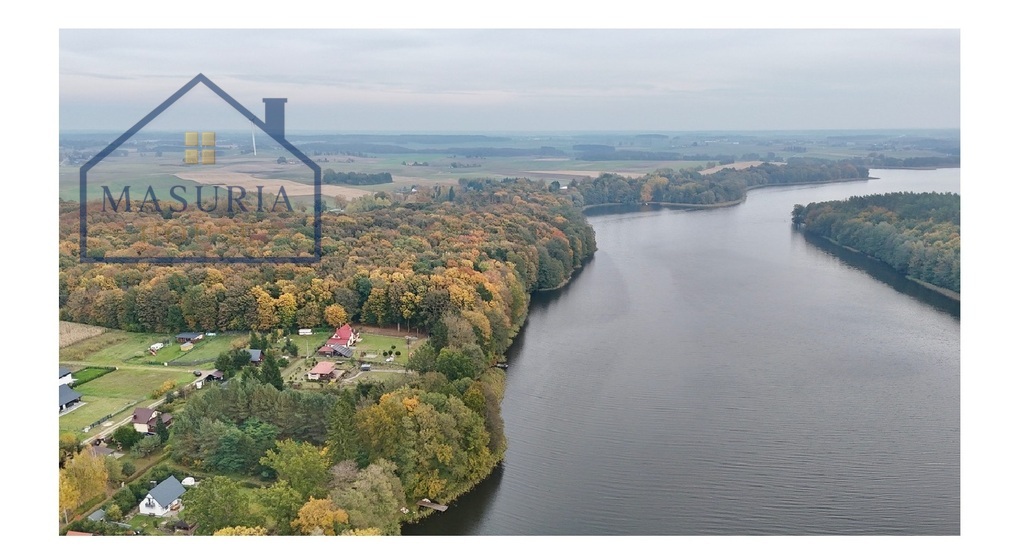 Działka rekreacyjna nad jeziorem