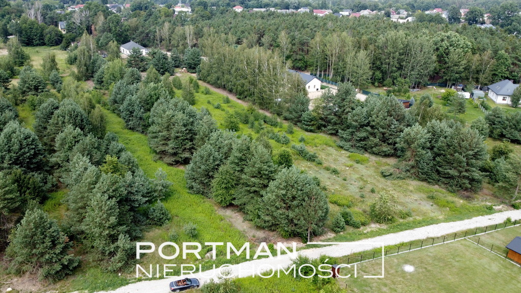 Działka budowlana 1 588 m², Regut