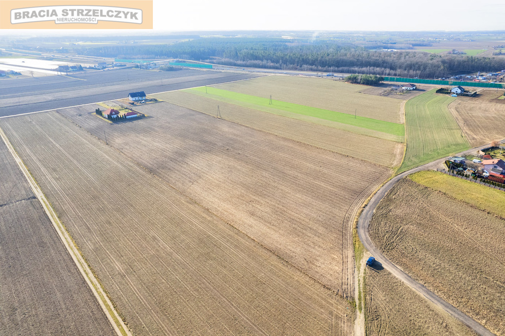 Działka budowlana 1 472 m², Niepiekła