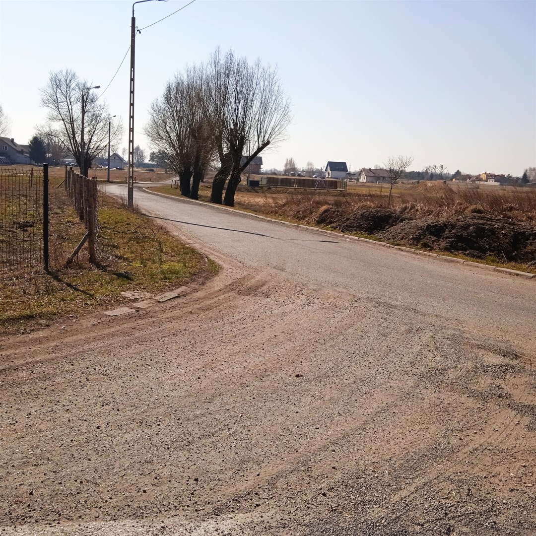 Działka budowlana 1 100 m², Granice