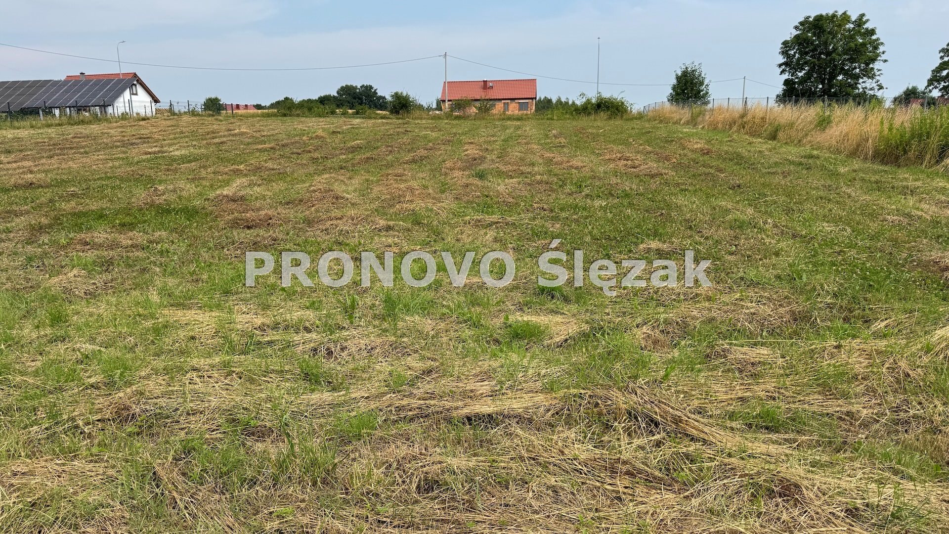 Działka budowlana 1 800 m², Strupina