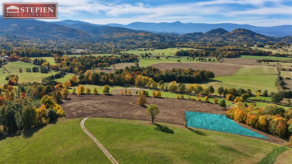 Działka rolna 4 098 m², Radomierz