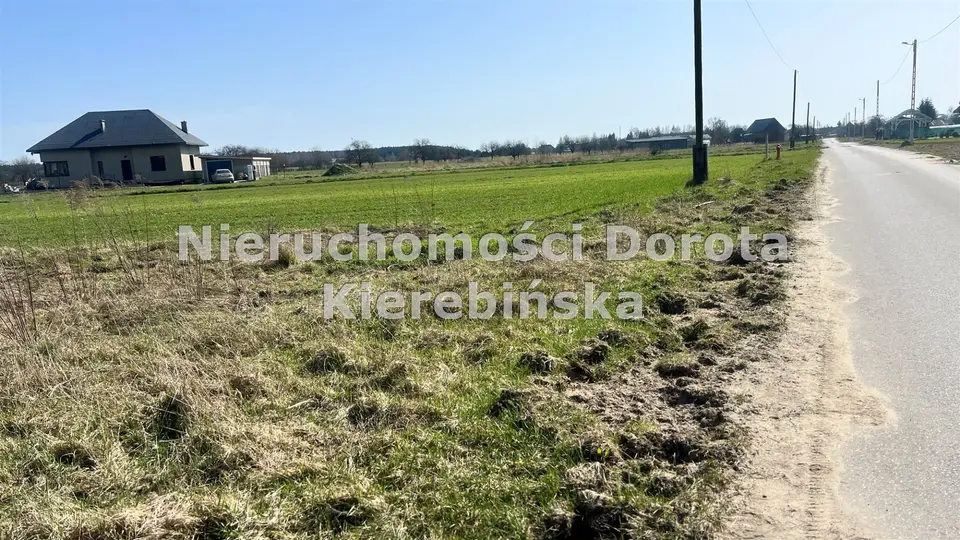 Działka inwestycyjna i rolna 2 303 m², Królowa Wola