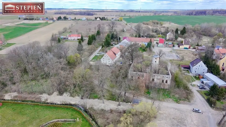 Działka budowlana i inwestycyjna 9 400 m², Pisarzowice