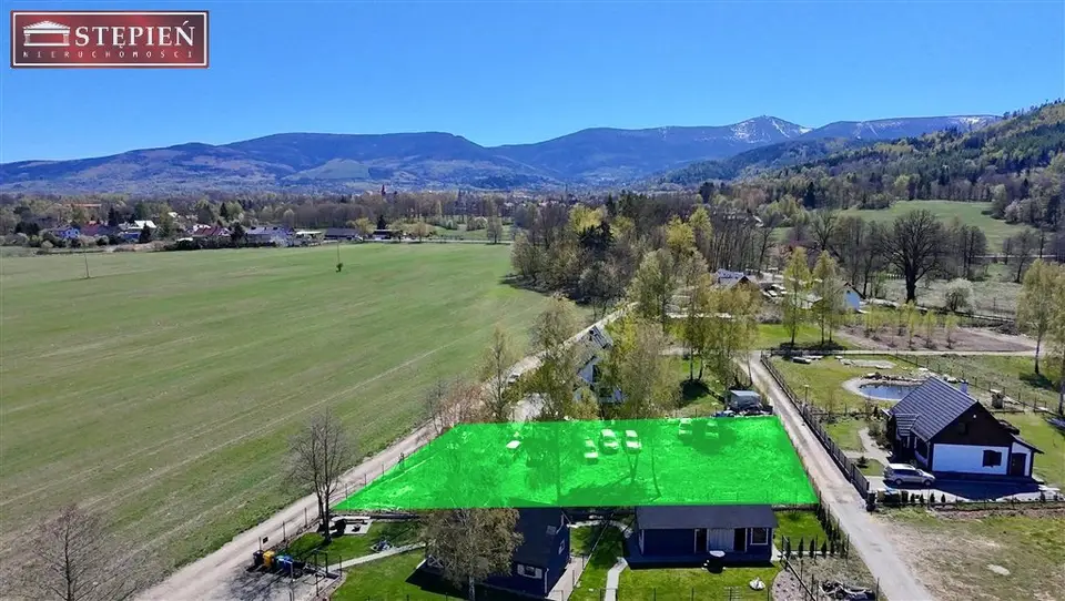 Działka budowlana 1 055 m², Miłków