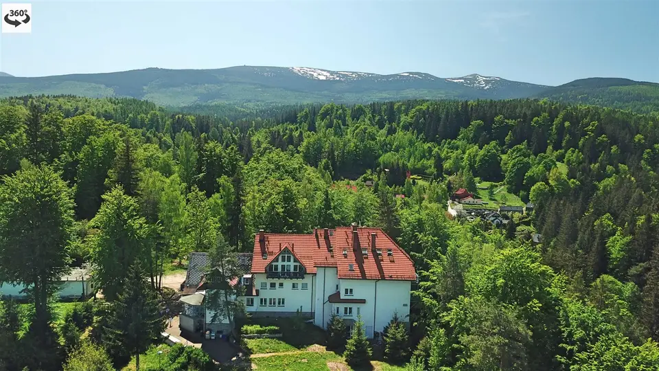 Działka budowlana, siedliskowa i inwestycyjna 7 327 m², Przesieka