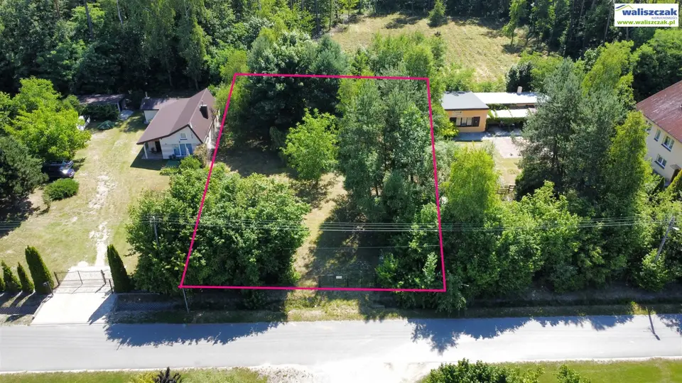 Działka budowlana 1 392 m², Ręczno