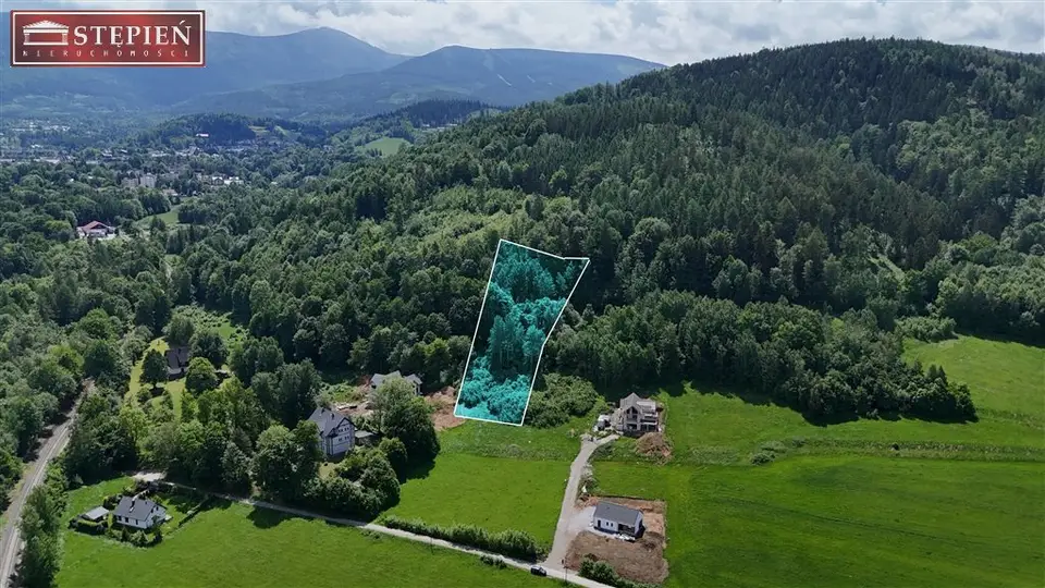 Działka budowlana 3 894 m², Miłków