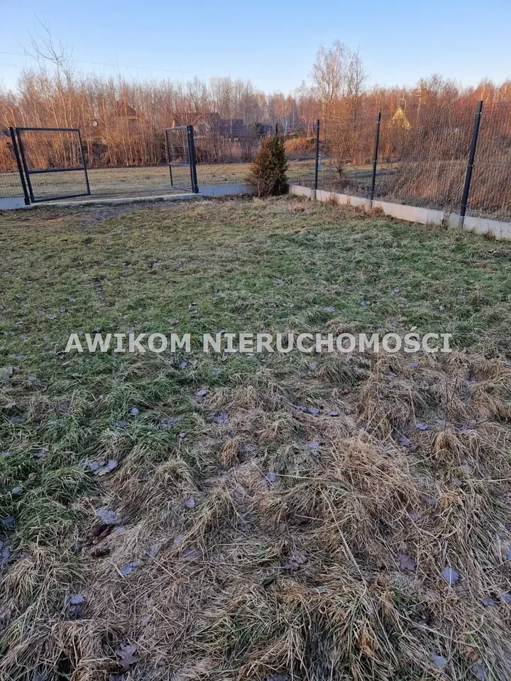 Działka budowlana 1 622 m², Chylice