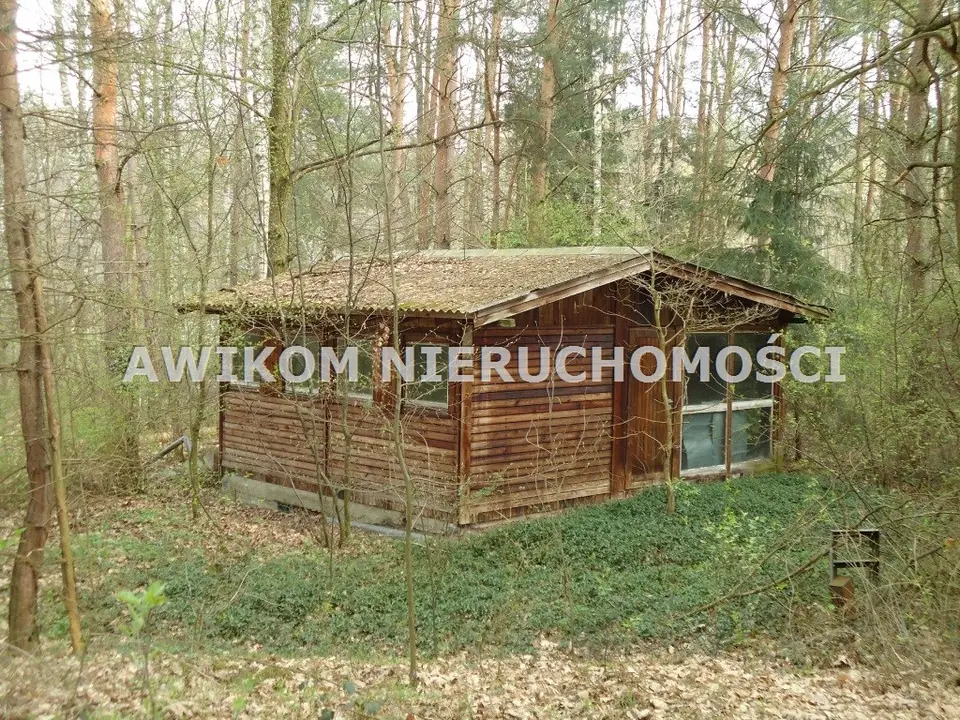 Działka budowlana 4 100 m², Adamów-Wieś