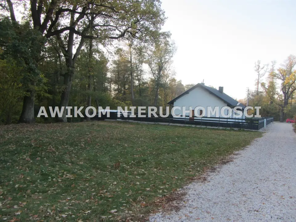 Działka budowlana 1 516 m², Adamowizna