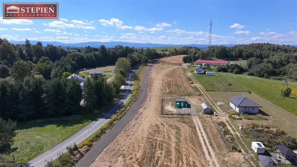 Działka budowlana 1 100 m², Strzyżowiec
