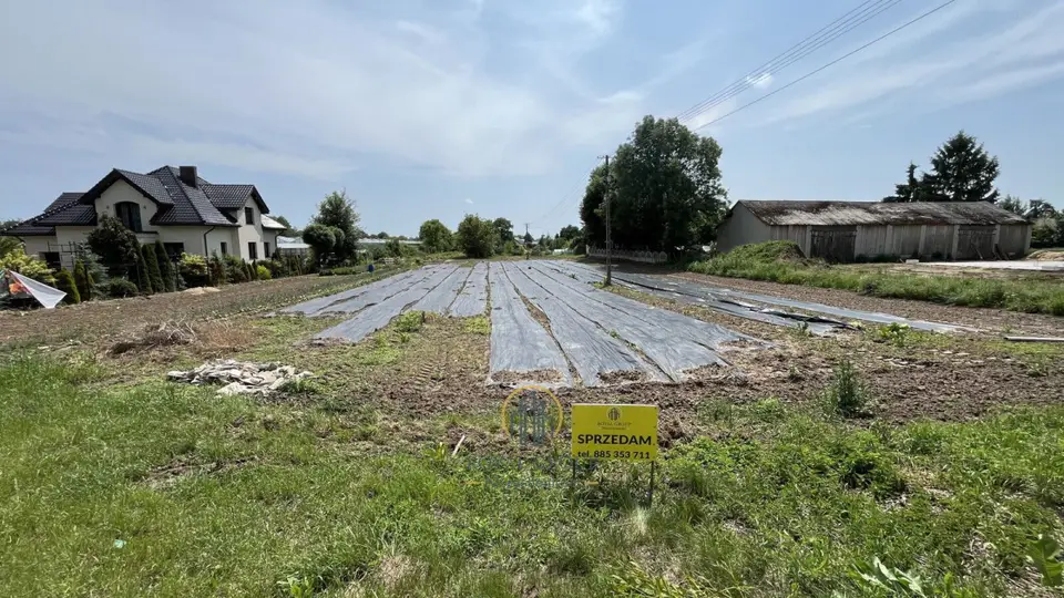 Działka budowlana 1 200 m², Nasutów