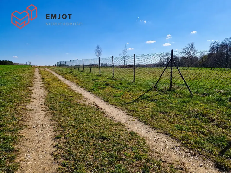 Działka budowlana 3 040 m², Rzechta