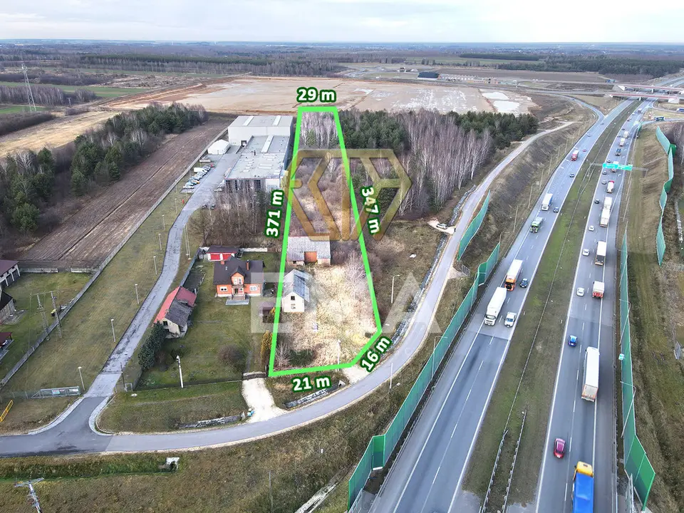 Działka inwestycyjna 1,02 ha, Szarlejka