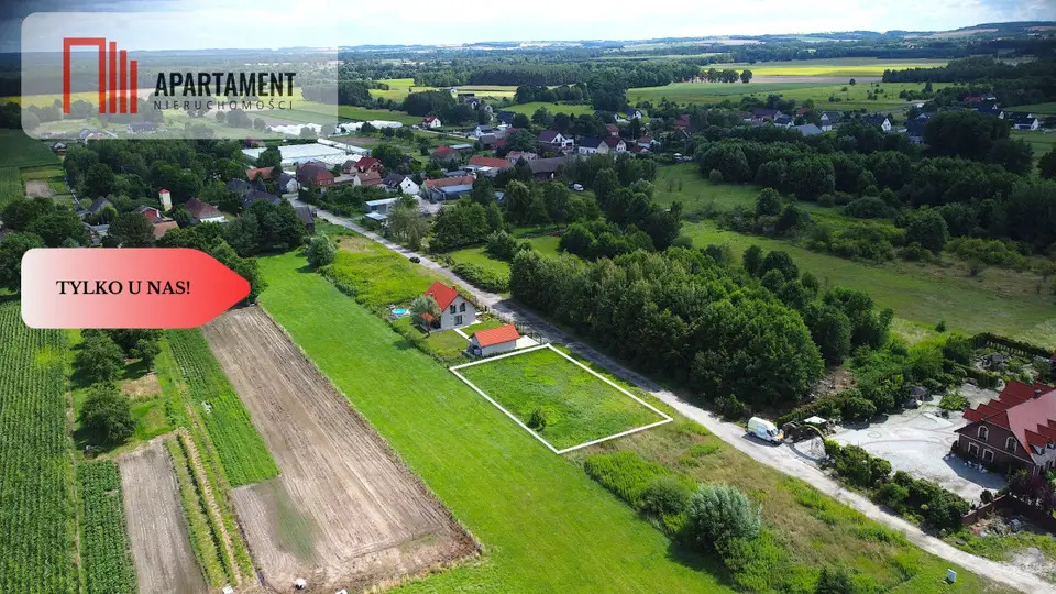 Działka budowlana 1 015 m², Komorowo
