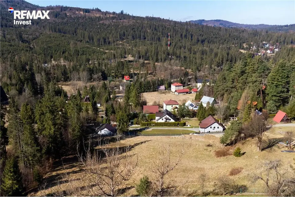 Działka budowlana 2 390 m², Kiczora