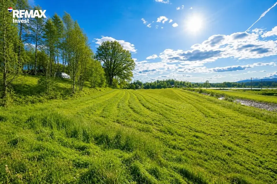 Działka budowlana 1 231 m², Malec
