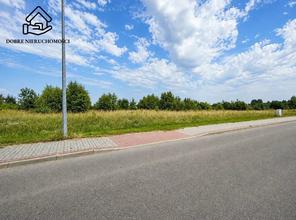 Działka budowlana 800 m², Lisów