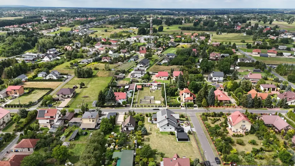 Działka budowlana 1 555 m², Dolna