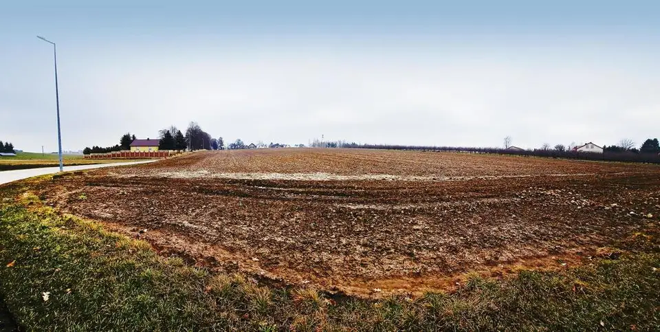 Działka budowlana 2 000 m², Tomaszowice