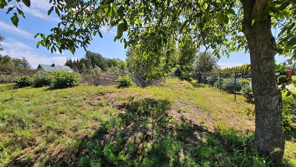 Działka budowlana 6 200 m², Sadurki