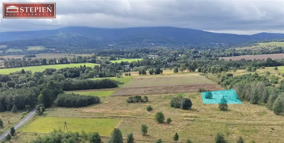 Działka budowlana 1 200 m², Pobiedna