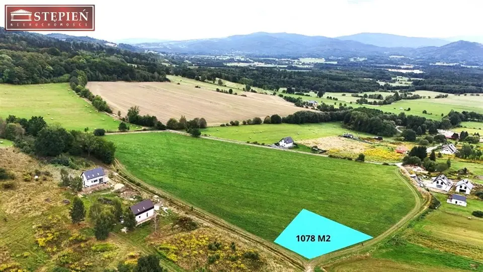 Działka budowlana 1 078 m², Komarno