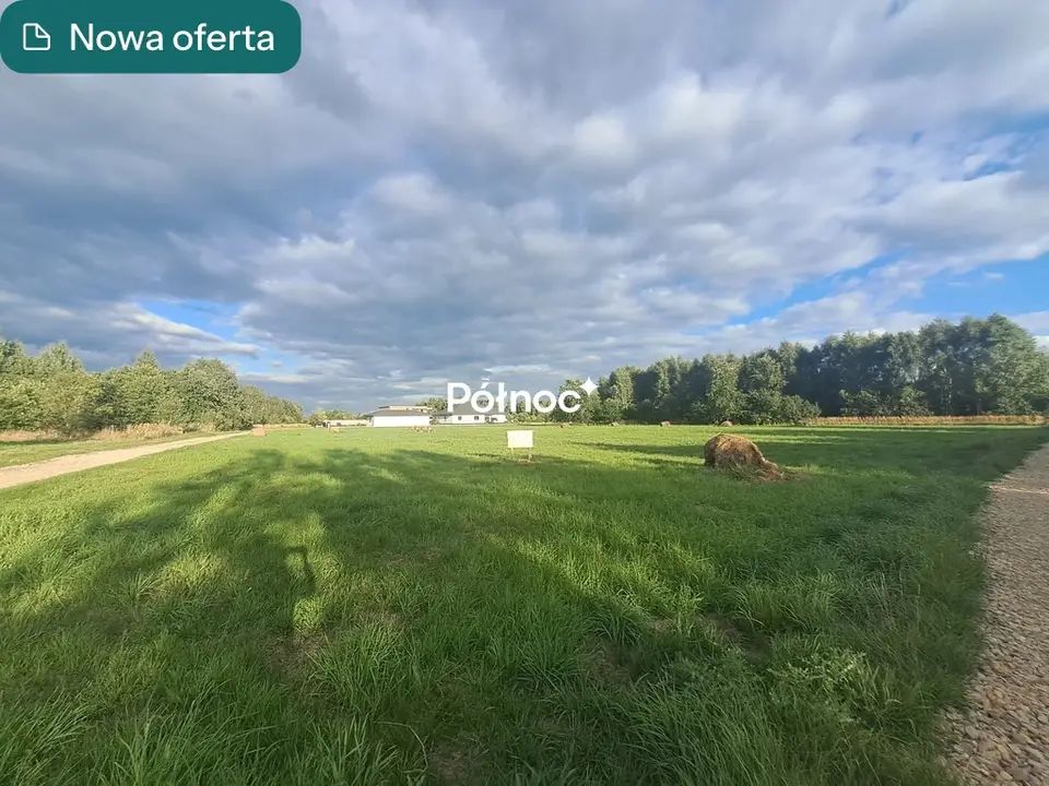 Działka budowlana 4 552 m², Radomsko