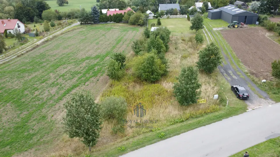 Działka budowlana 1 183 m², Iżyce