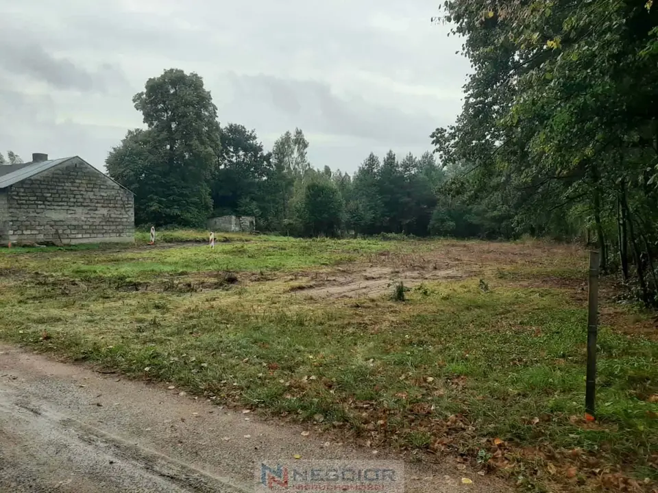 Działka budowlana 1 022 m², Woźbin