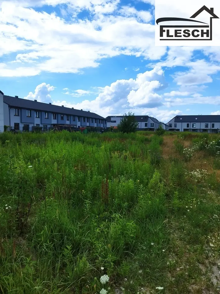 Działka budowlana 902 m², Zgorzała