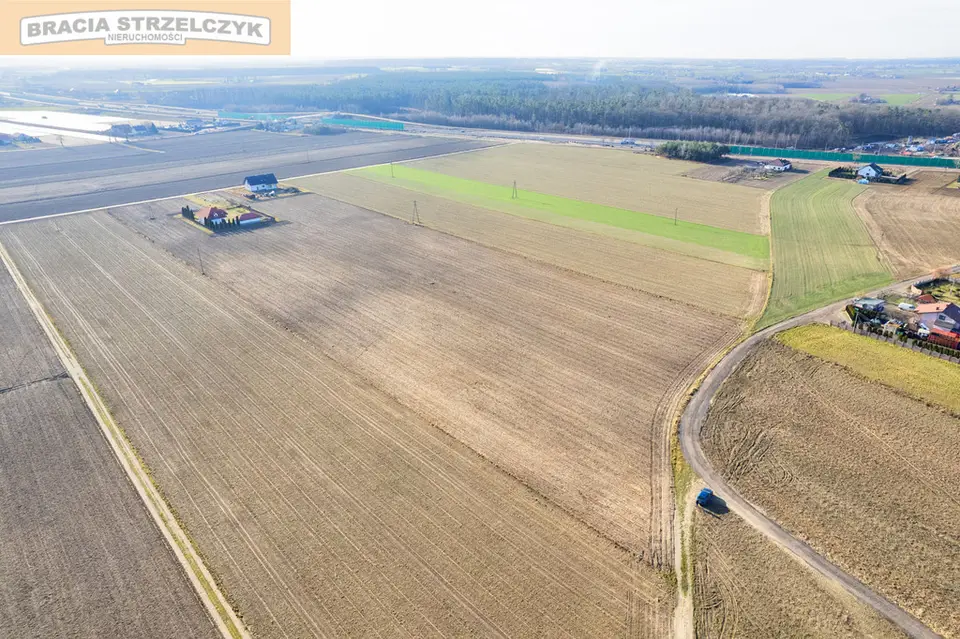 Działka budowlana 1 472 m², Niepiekła