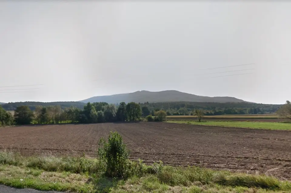 Działka budowlana 1 000 m², Chwałków