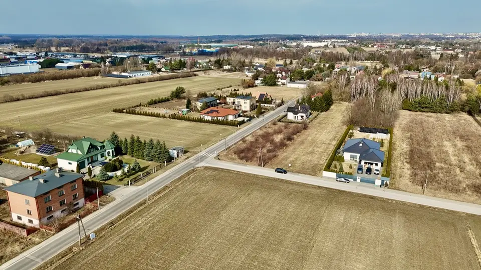 Działka budowlana 819 m², Rzgów
