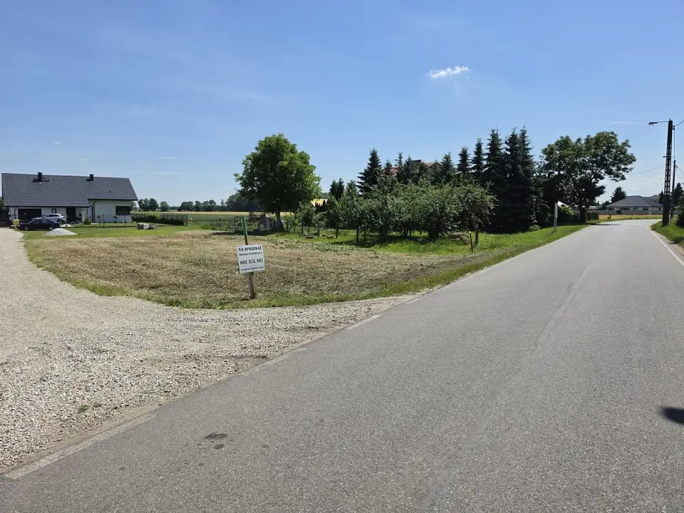 Działka budowlana 1 150 m², Smolec